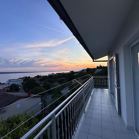 Apartmani Starigrad Paklenica - Danijel Bagian luar foto