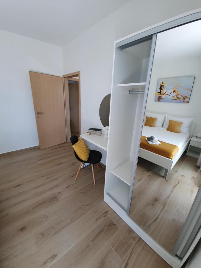 Apartmani Starigrad Paklenica - Danijel Bagian luar foto