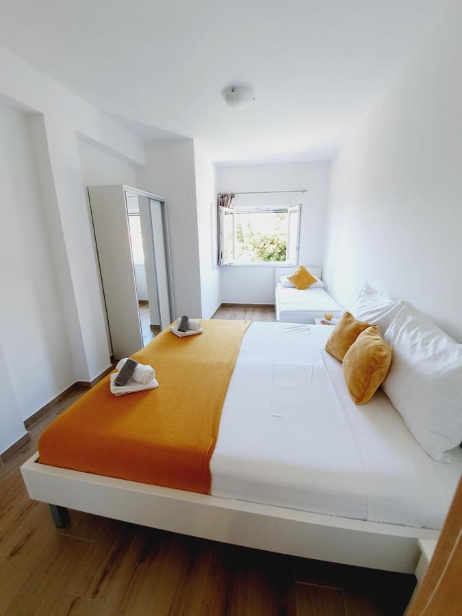 Apartmani Starigrad Paklenica - Danijel Bagian luar foto