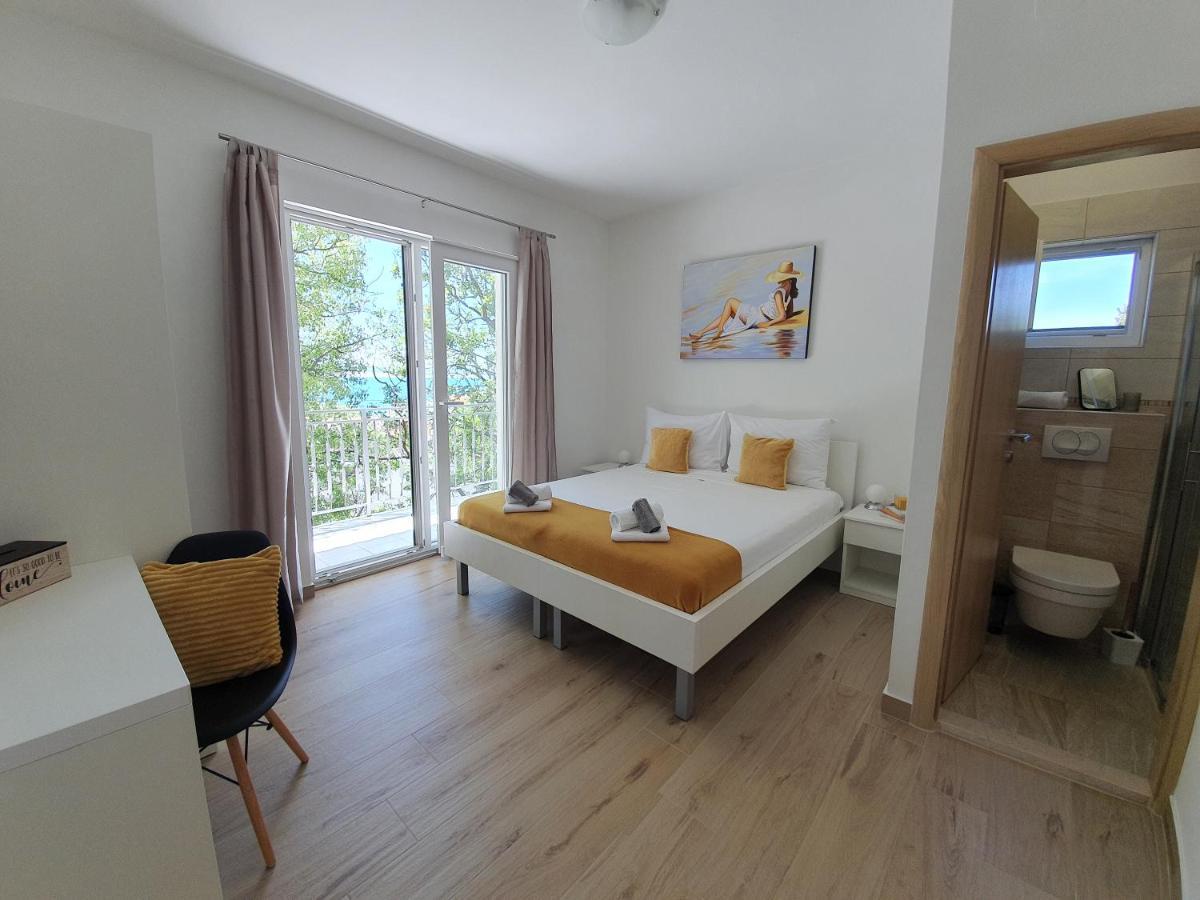 Apartmani Starigrad Paklenica - Danijel Bagian luar foto