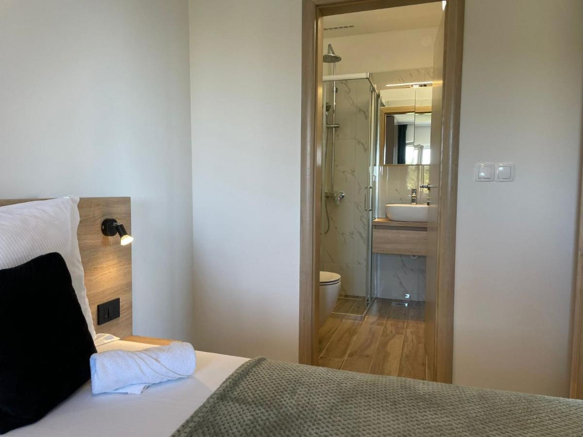 Apartmani Starigrad Paklenica - Danijel Bagian luar foto